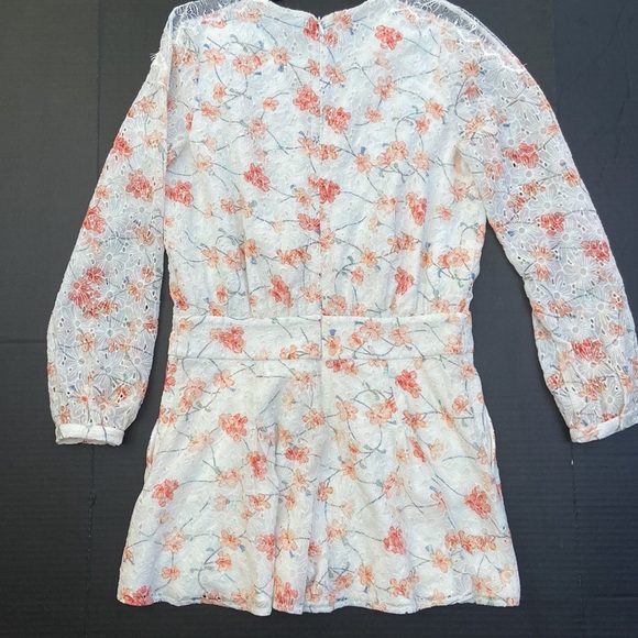 New GUESS BY MARCIANO Floral Ruffle Romper SZ M - Picture 7 of 8